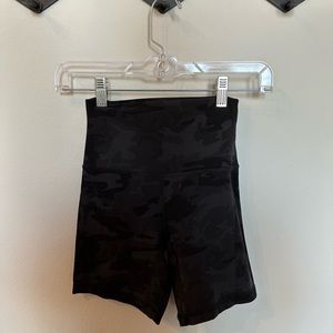 Lululemon align short